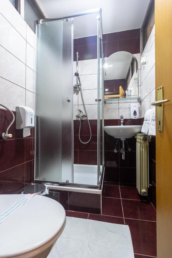 Motel Atos Laktaši Екстериор снимка